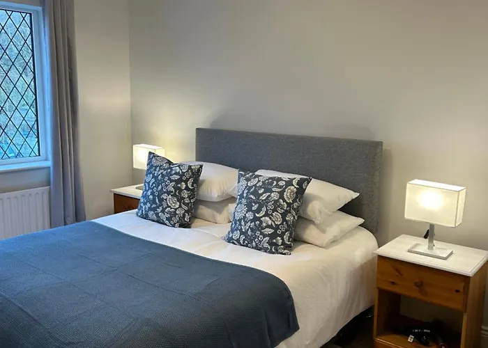 The Perfect Place * Ennis